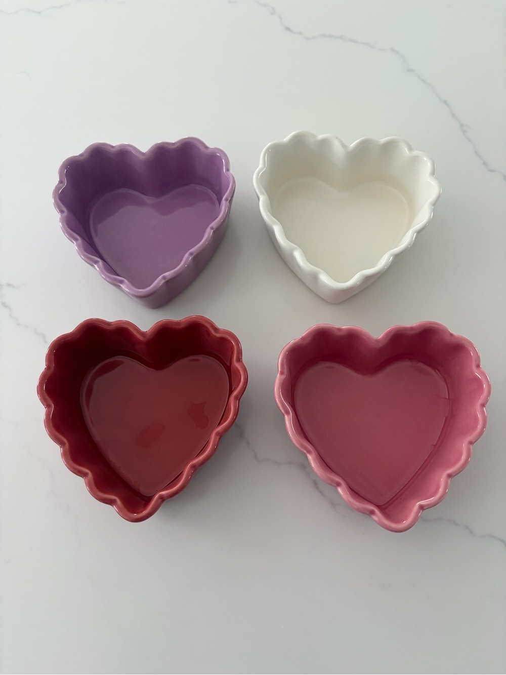 Williams Sonoma Set of 4 Scalloped Heart Dessert Bowls Ramekins New not used. - Picture 2 of 7
